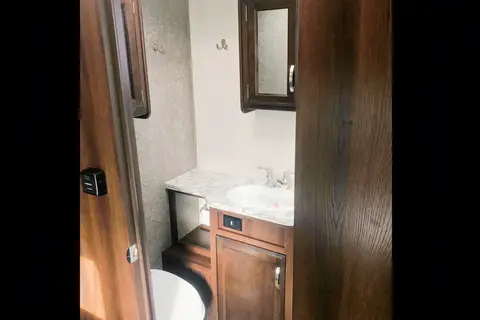 Sean's Jayco Jayfeather  Travel Trailer