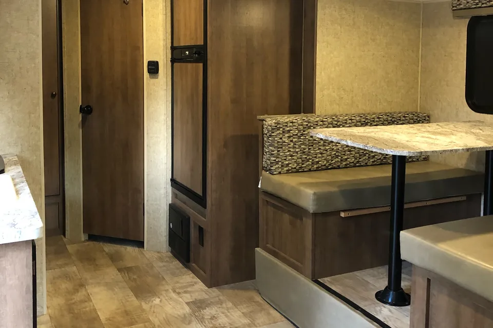  KZ Escape Travel Trailer 191BH
