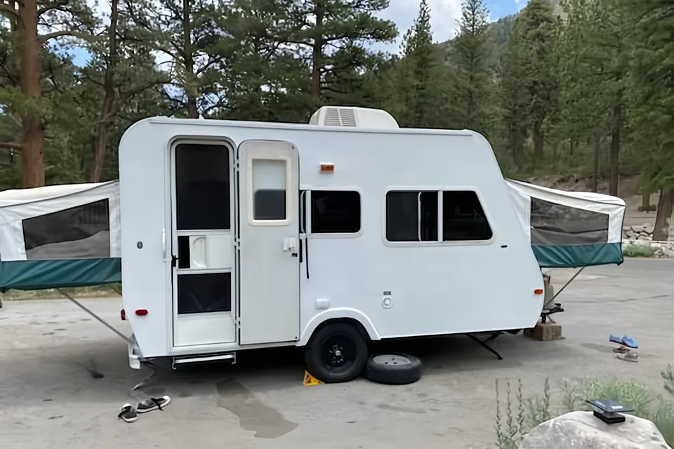 Tomie's Trail-Lite Bantam Hybrid