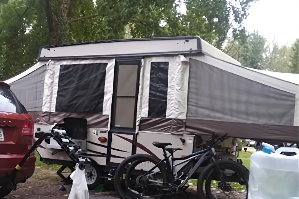 Tent Trailer - Rockwood 1940