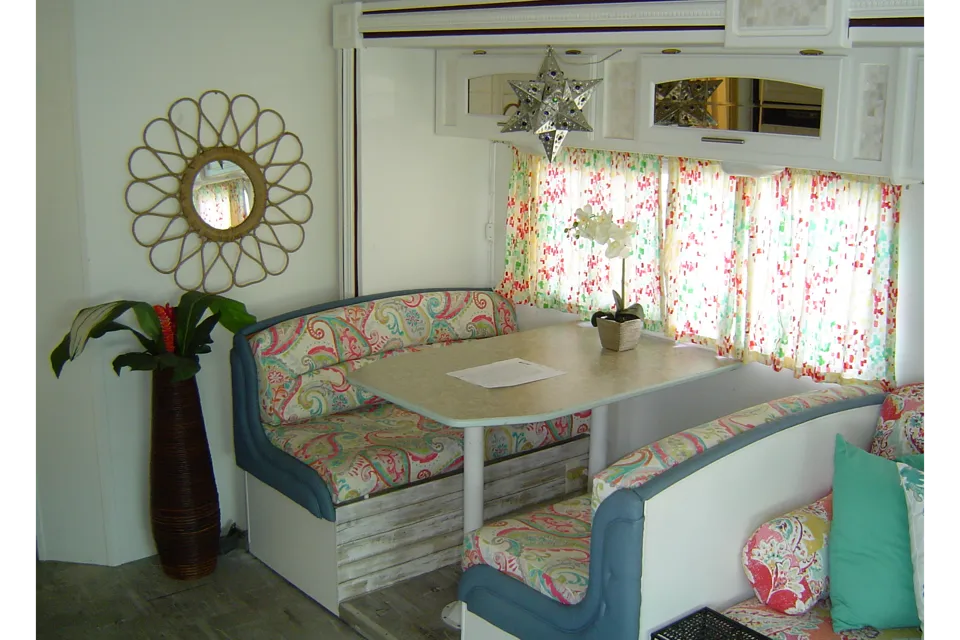 Dave's Roaming Beach House