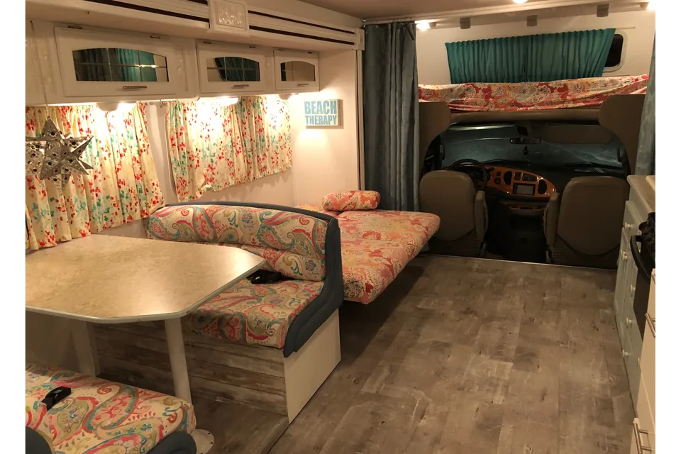 Dave's Roaming Beach House