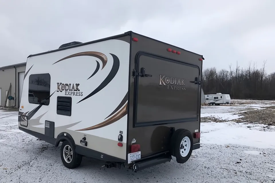 Dutchmen Kodiak Express 172 E Hybrid