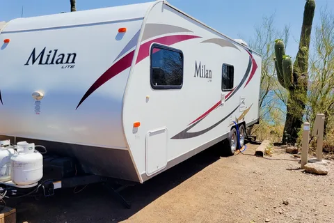 Eclipse 24' Milan includes Generator, payment options