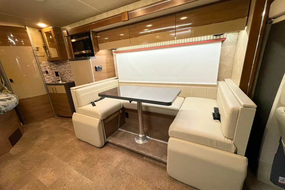  2016 Itasca Navion 24J A&H DIRECT RV RENTALS