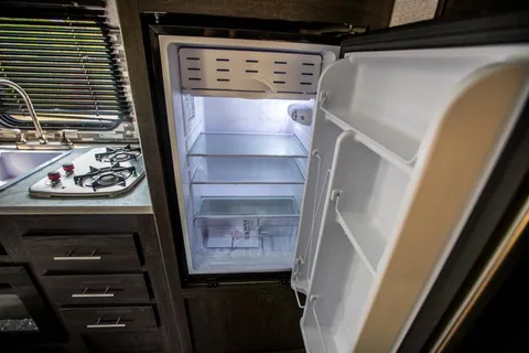 2021 Coleman Lantern (Summer or Ice Fishing Trailer)