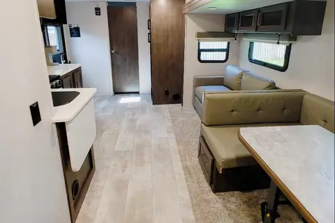 Totally Hitched Bunkhouse