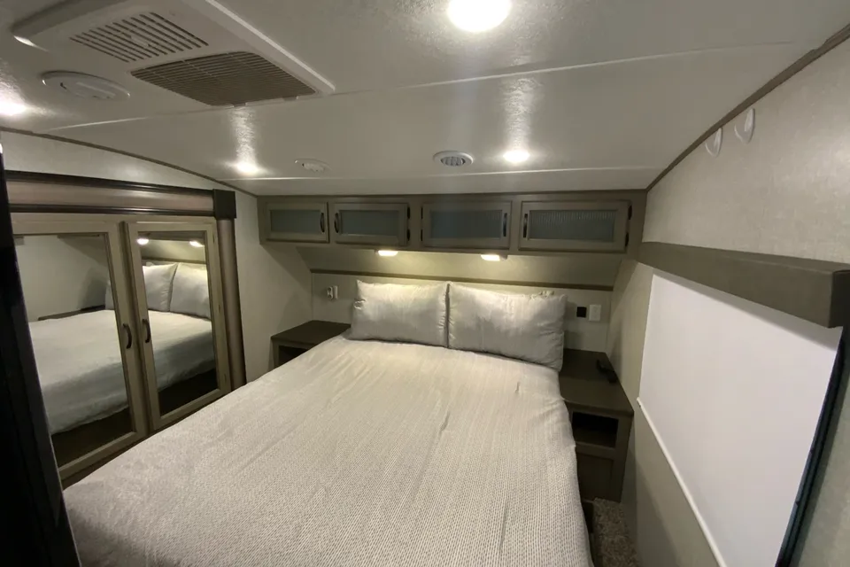 2 Full Baths and Separate Bunkhouse