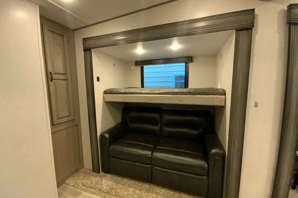2 Full Baths and Separate Bunkhouse