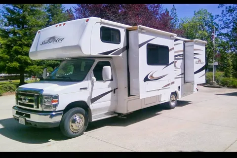 SUNSEEKER 25Ft. w/ 3 Slides - Rusty's RV Adventure