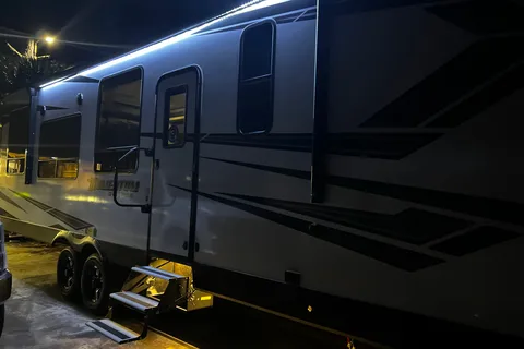 Robert's Grand Design Momentum  Toy Hauler
