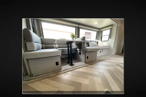 *The Comfy* 2021 Forest River RV Salem: Sleeps 10