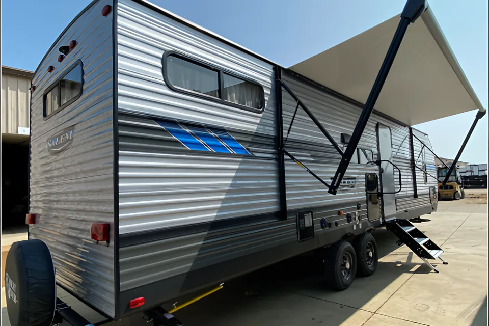 *The Comfy* 2021 Forest River RV Salem: Sleeps 10