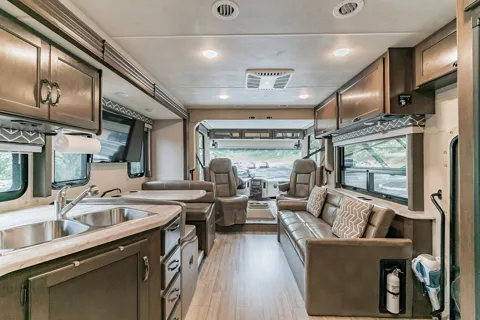 RV Goldie Thor Motor Coach Freedom Elite Class A