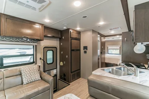 RV Goldie Thor Motor Coach Freedom Elite Class A