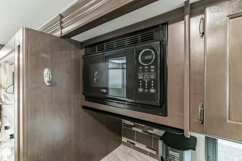 RV Goldie Thor Motor Coach Freedom Elite Class A
