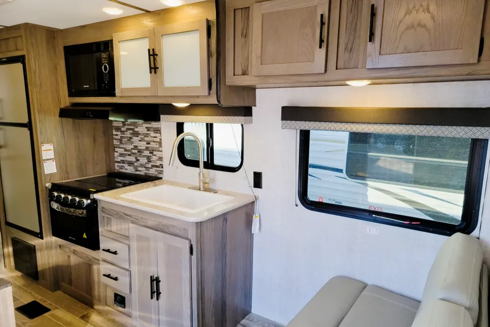 "King" - Gulf Stream Kingsport 26BH
