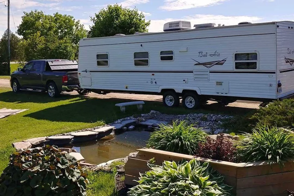 Belair Travel Trailer by Crossroads
