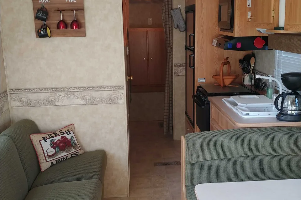 Belair Travel Trailer by Crossroads