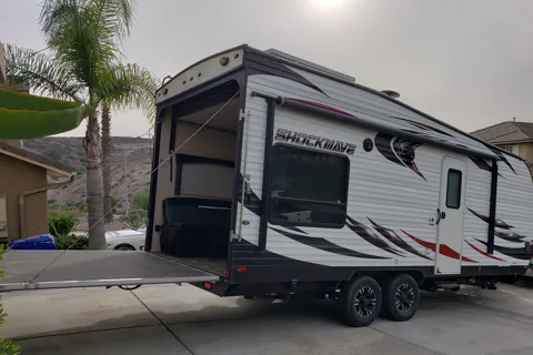 2017 Forest River Shockwave  Toy Hauler 