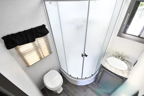 Den's 2021 Couples Travel Trailer