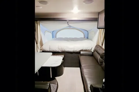 Queen of the Rock Hybrid Camper