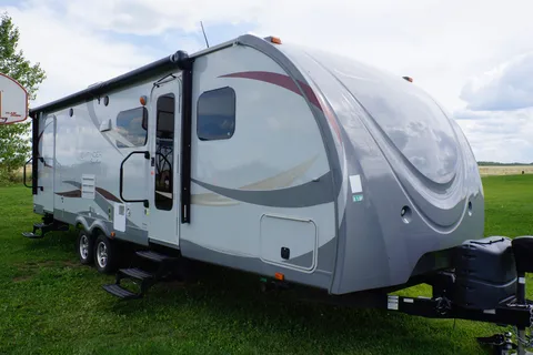2014 Viewfinder 28BHSS Travel Trailer