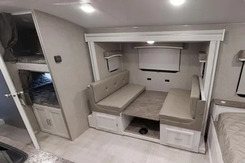 Ryan & Liz's Super Rad Forest River GeopPro G20BHS Travel Trailer