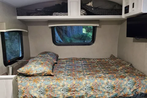 Ryan & Liz's Super Rad Forest River GeopPro G20BHS Travel Trailer