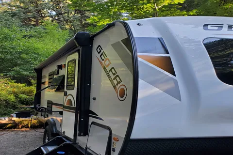 Ryan & Liz's Super Rad Forest River GeopPro G20BHS Travel Trailer