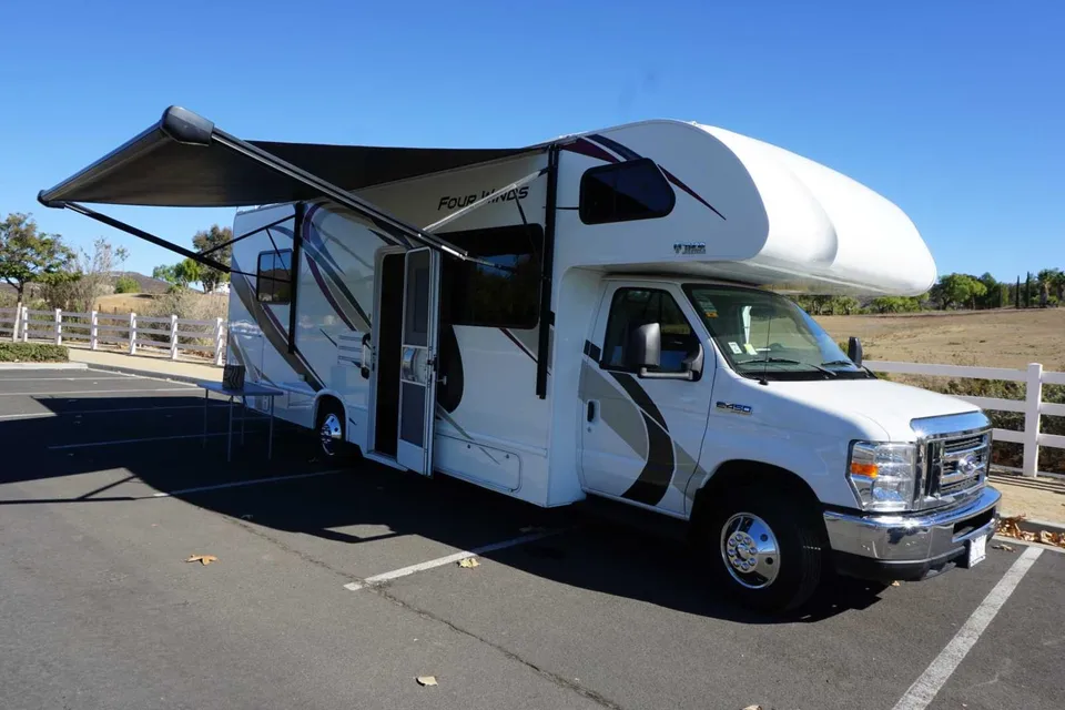 2020 Four Winds Adventure Wagon