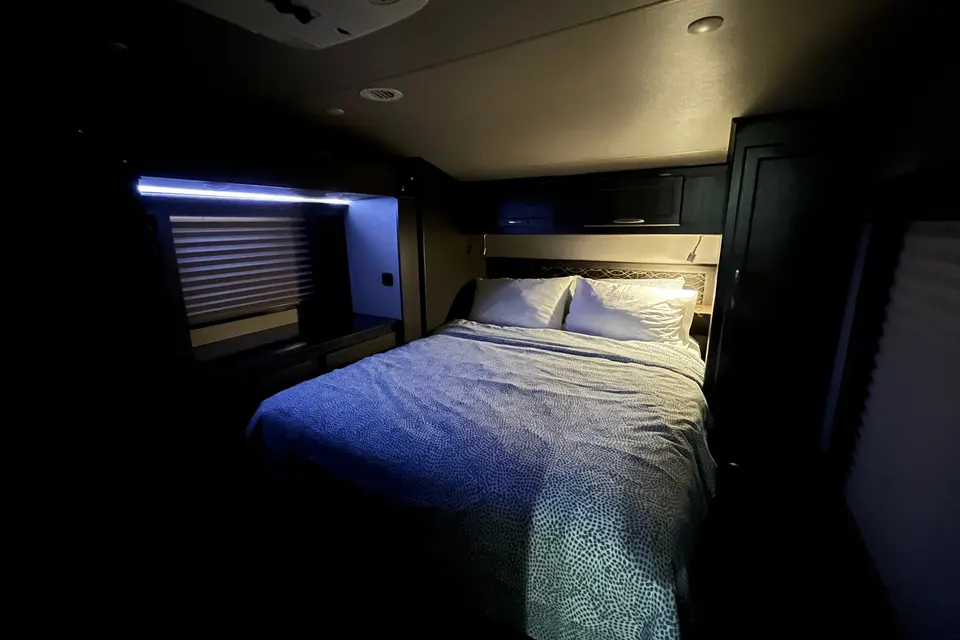 Genesis Supreme Rv 40CR Fifth Wheel Delivery