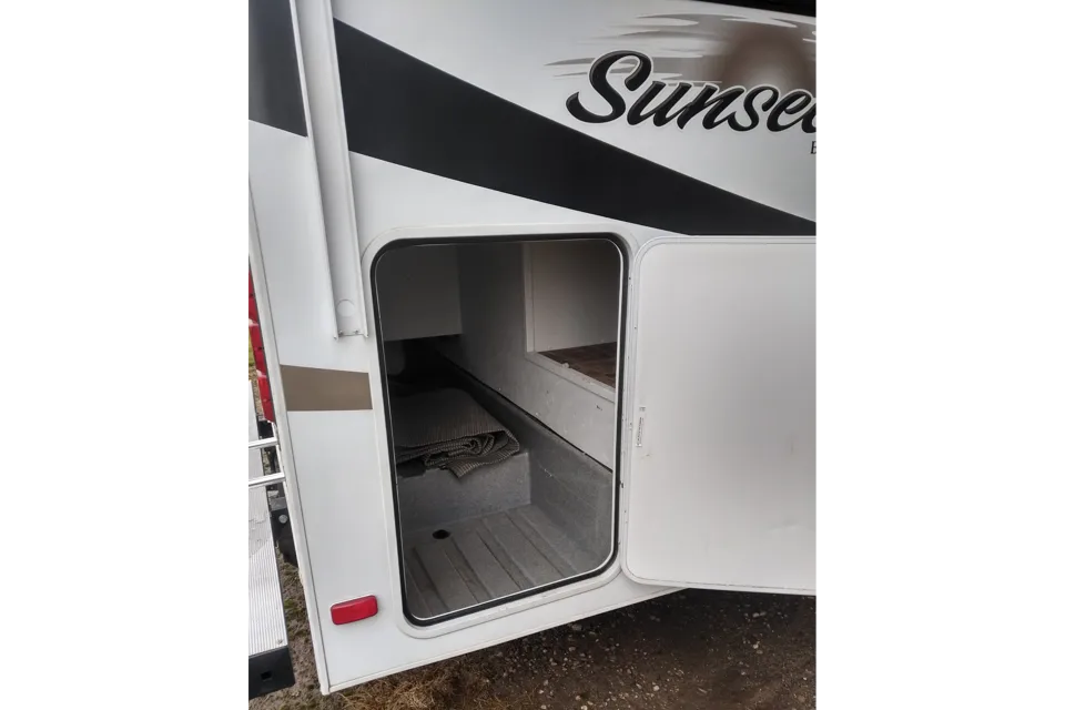 2014 Forest River Sunseeker 2300 Class C