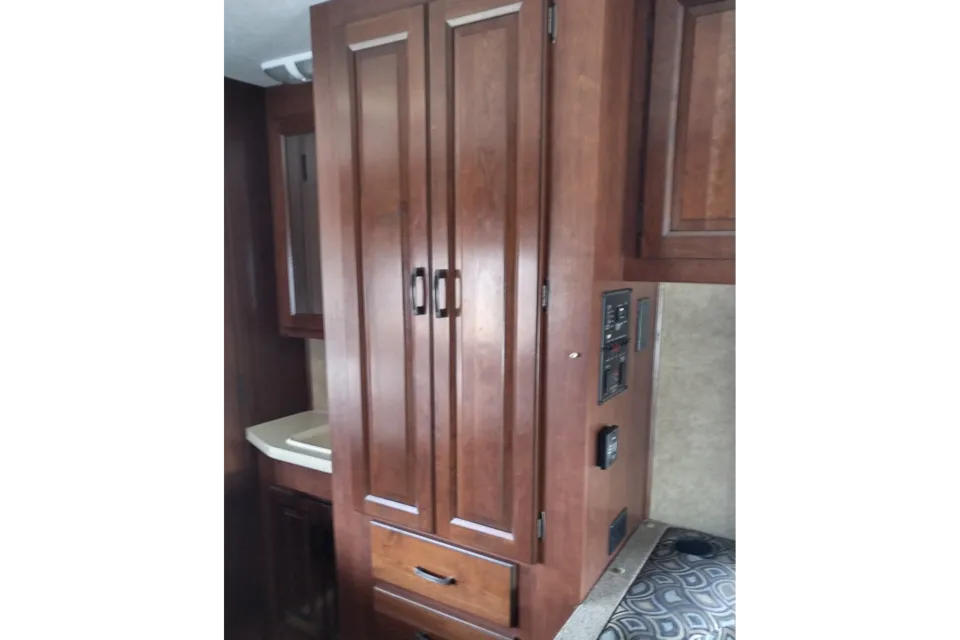2014 Forest River Sunseeker 2300 Class C