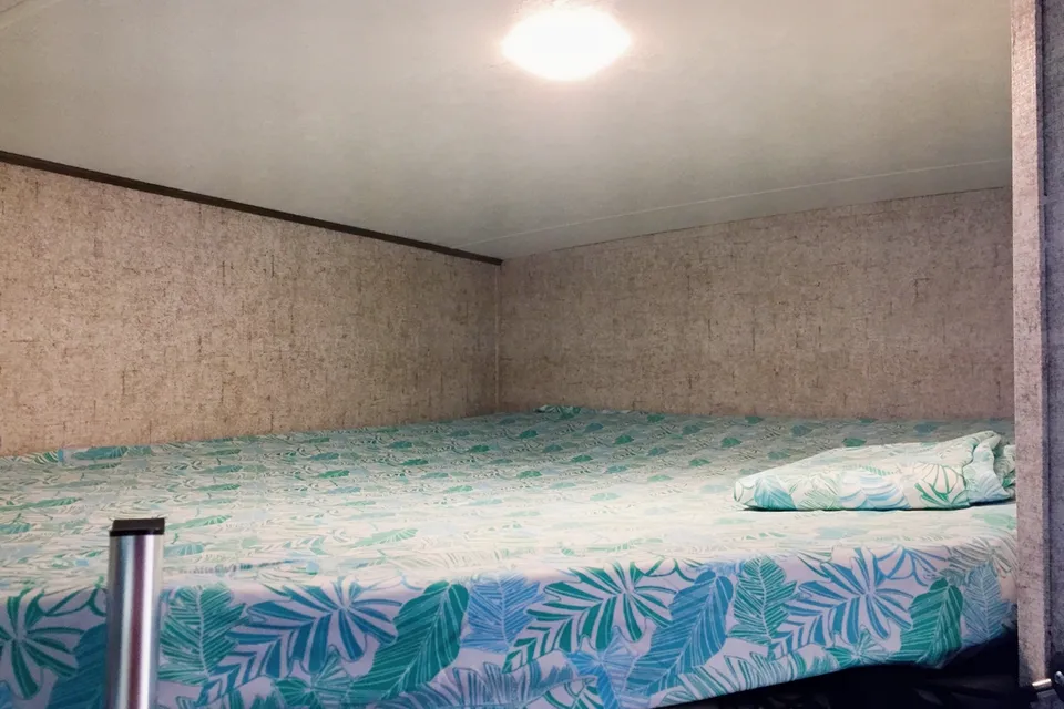 Coachmen Apex Nano Bunkhouse 208BHS Travel Trailer
