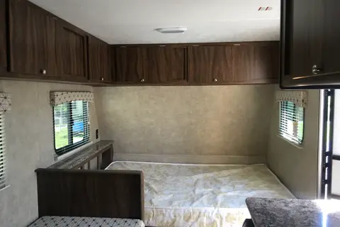 Solar Saga 17ft Camper (2017)