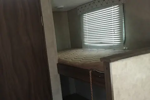 Solar Saga 17ft Camper (2017)