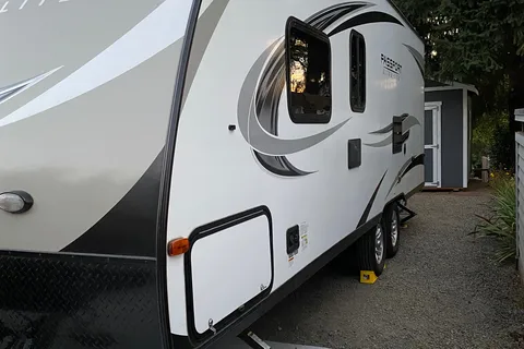Lisa's Keystone Passport Ultra-lite Travel Trailer