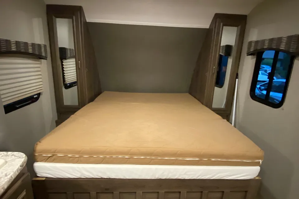 Lisa's Keystone Passport Ultra-lite Travel Trailer