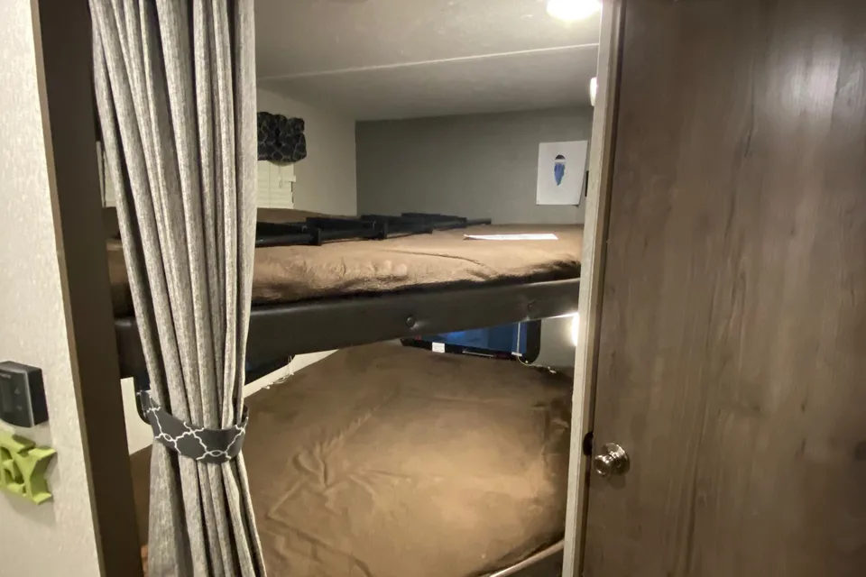 Lisa's Keystone Passport Ultra-lite Travel Trailer
