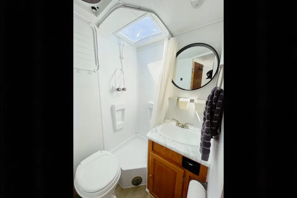 Newly Renovated 2010 Rockwood Roo Hybrid Trailer