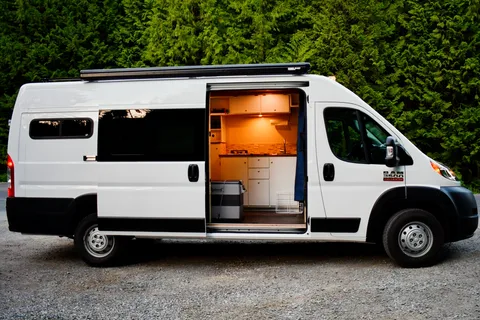 Ram 3500 High Roof "The Sunset"