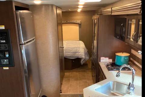 Thorpe’s Chateau on the Go