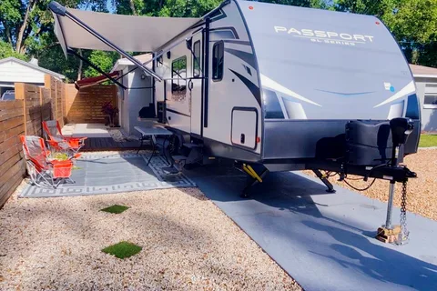 JOSEPH's  2298053726 Keystone Passport Travel Trailer
