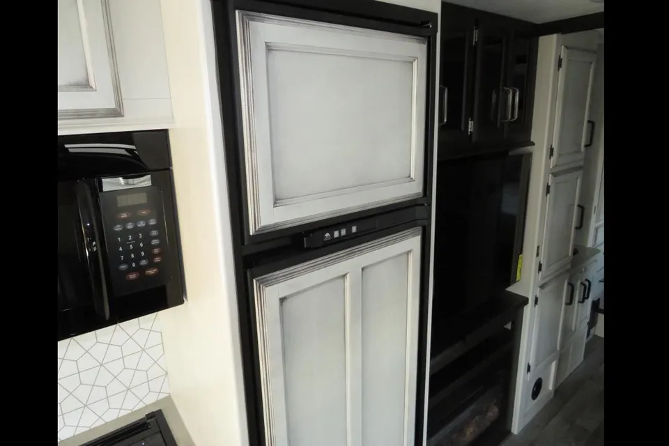 Entegra Odyssey 30Z