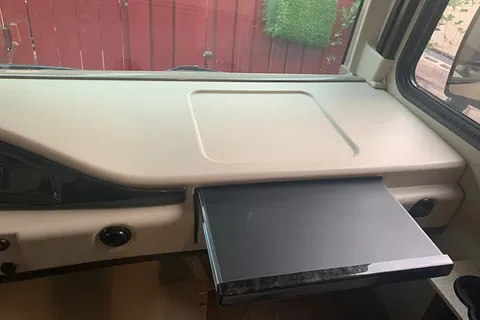 New Luxury 34" Motorhome , Fully Loaded