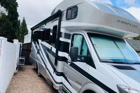 Eugene's Winnebago Navion  Class C