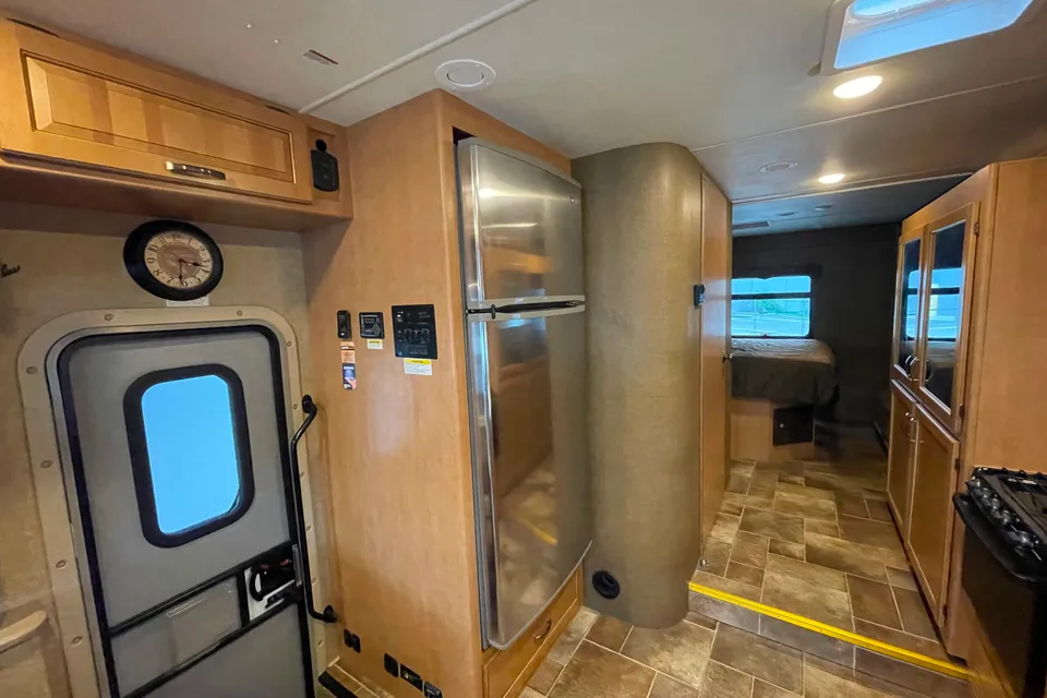 Jackpot Joe Adventures (The Bellagio) Unlimited Miles SLEEPS 8 Unit #4