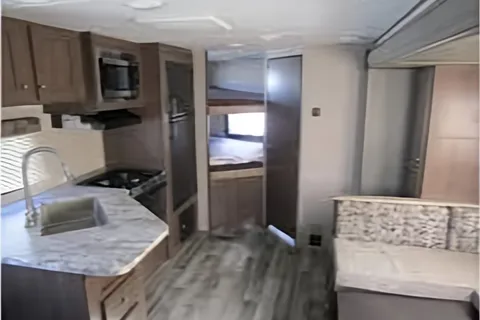 Very clean and Pristine 24ft family trailer - sleeps 8