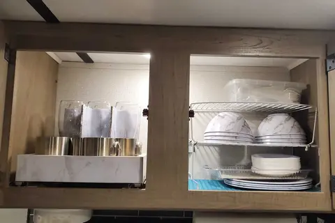 Maku's Travel Trailer - Hotel on wheels